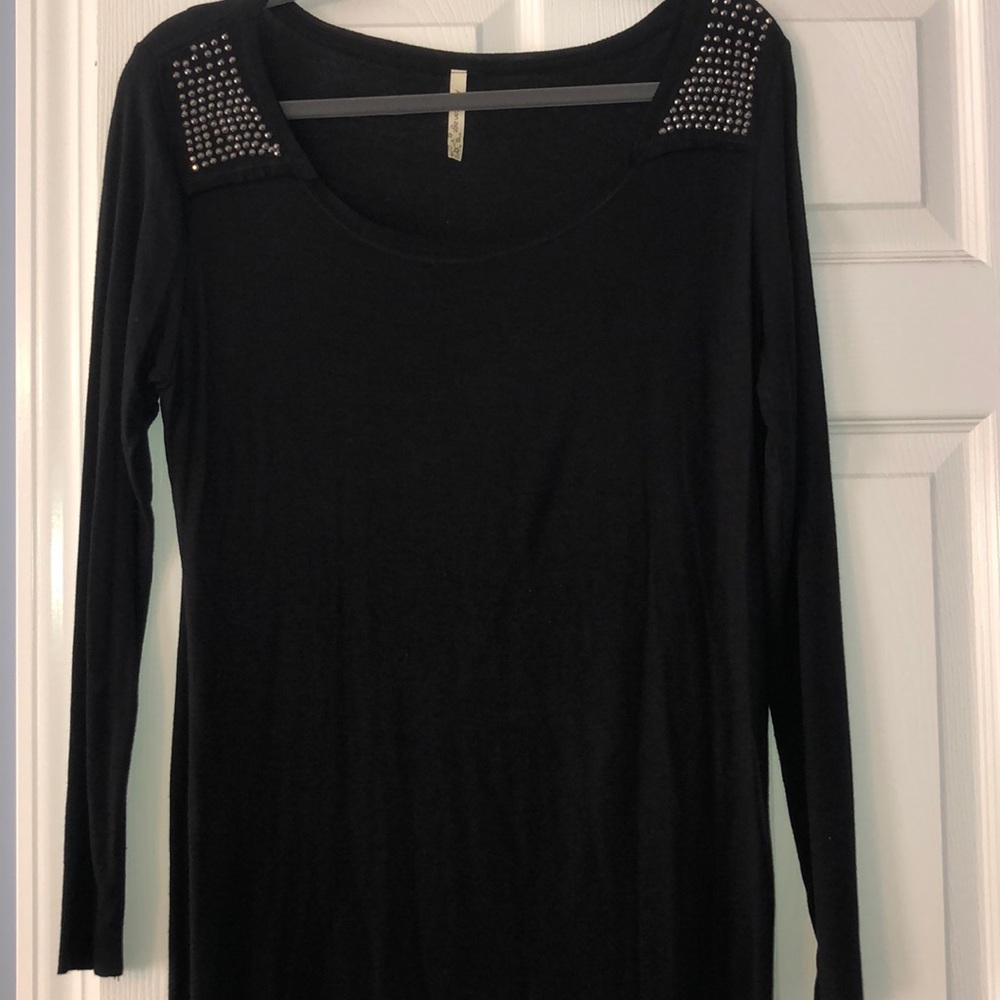 Long sleeve tee